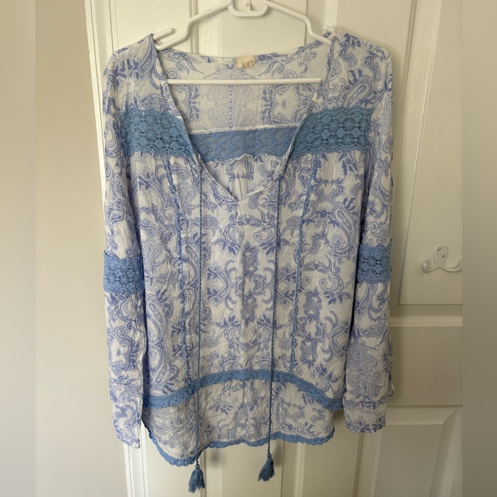 Surf Gypsy Blue and White Lace Trim Blouse